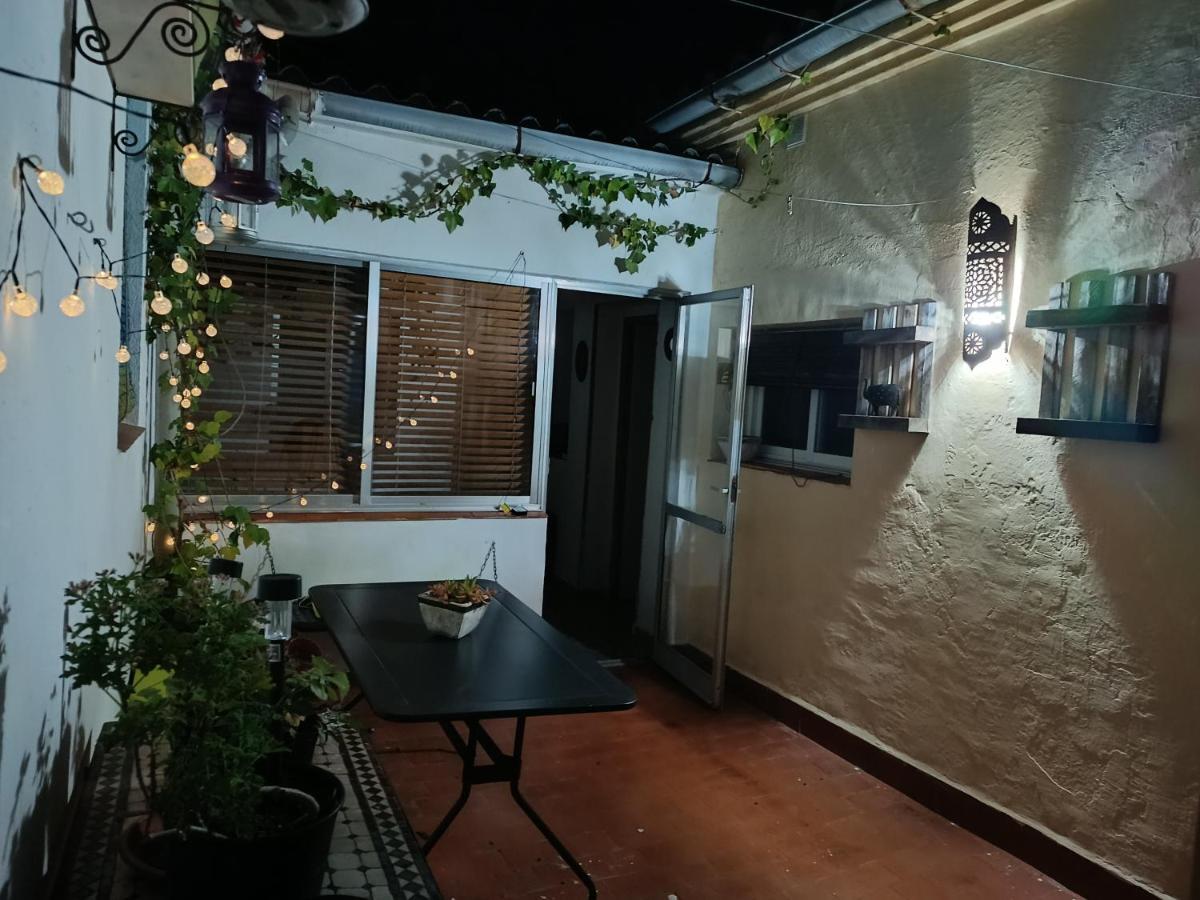 Naturalia: La Casita Con Patio Caces Eksteriør billede
