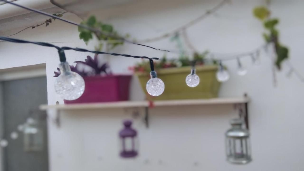 Naturalia: La Casita Con Patio Caces Eksteriør billede